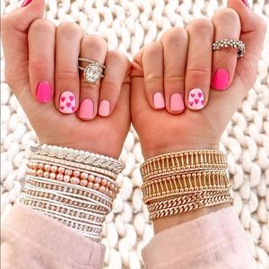 Meet your Posher, Perla